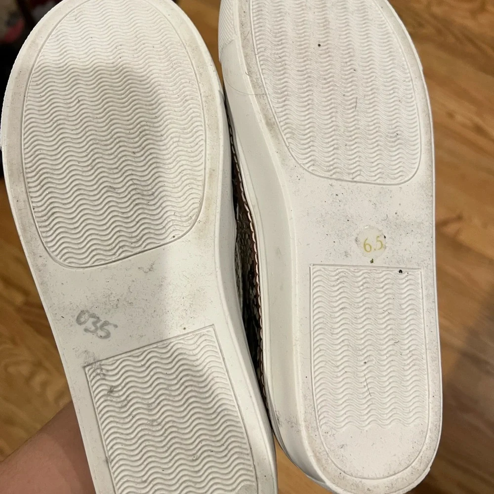 STEVE MADDEN ECENTRCQ SNAKE SKIN SLIP ON SNEAKERS NWOT - Picture 4 of 4